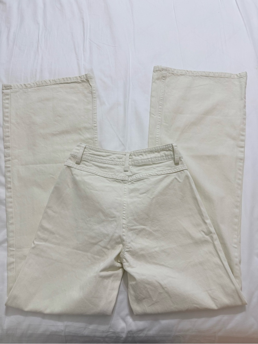 House of CB Marli White Wide Leg Jeans 100% cotton size XS. New Without Tags - Picture 2 of 5